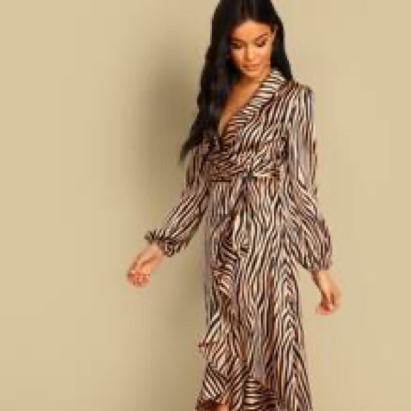 Animal Print Statement Dress - Picture 4 of 4